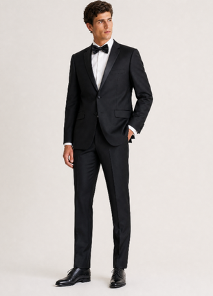 Profile Black Solid Black Satin Notch Lapel Slim Fit 2-Button Tuxedo - 44R