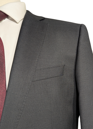 Hugo Boss Super 100s Black Textured Slim Fit Notch Lapels Wool 2-Button Suit - 38R
