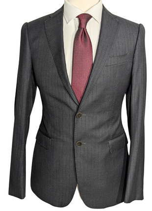 Armani Collezioni M-Line Charcoal Grey Pinstriped Notch Lapel Modern Fit 2 Button Wool Suit - 38R