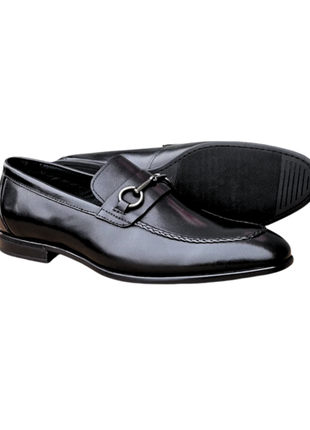 Carrucci Men’s Black Full-Grain Leather Buckle Loafers