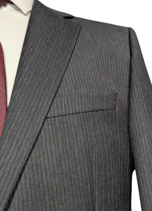 Hugo Boss Mens Charcoal Pinstripe Notch Lapels Classic Fit 2 Button Super Wool Suit - 38R