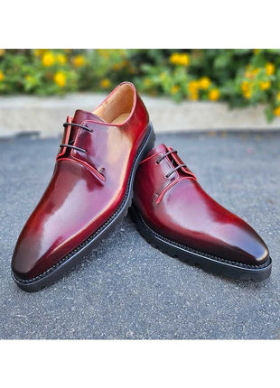 Carrucci Mens Burgundy Lace-up Oxford Leather Dress Shoes With Lug Sole