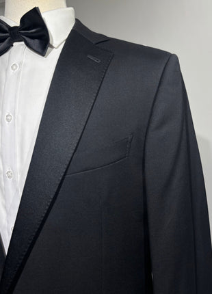 Ermenegildo Zegna Solid Black Satin Notch Lapel Slim Fit 1-Button Wool Tuxedo - 44L