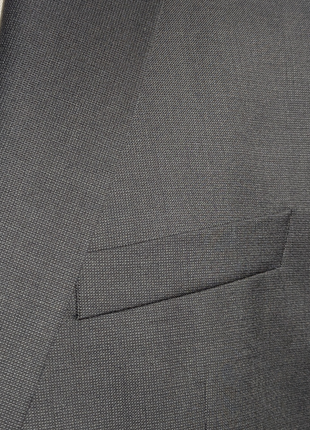 Hugo Boss Guabello collection Textured Black Water Repellent Wool 2-Button Suit - 40R