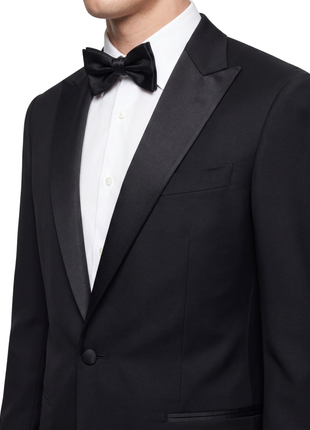 Z Zegna Solid Black Satin Peak Lapel Classic Fit 1-Button Wool Tuxedo - 38S