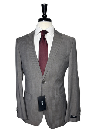 Hugo Boss Super 110s Pinstriped Grey Notch Lapels Wool 2-Button Suit - 36R