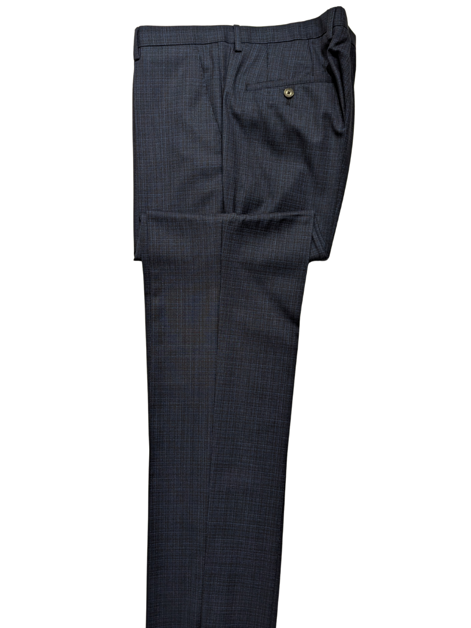 Hugo Boss Super 130 Drago Blue Check Wool Notch Lapel Two-Button Hugo Boss Super 130 Drago Blue Check Wool Notch Lapel Two-Button