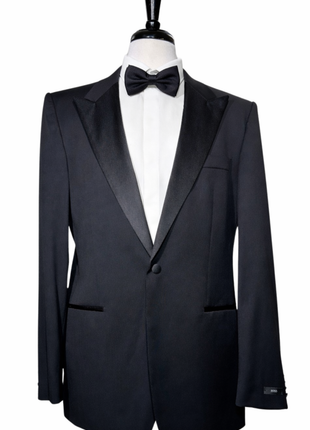 Hugo Boss Solid Black With Satin Peak Lapel Classic Fit Super 100’s Wool 1-Button Tuxedo 42R - The Suit Depot