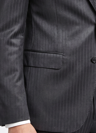 Canali Mens Black Sharkskin Pinstripe Notch Lapel Slim Fit 2 Button Wool Silk Suit - 48R