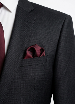 Hugo Boss Black Geometric Texture Slim Fit Notch Lapel Super 100’s Wool 2-Button Suit 40R