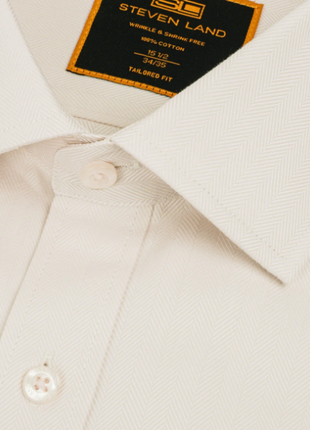 Steven Land Cream Herringbone Tailored Fit Spread Collar Wrinkle & Shrink Free Cotton Dress Shirt