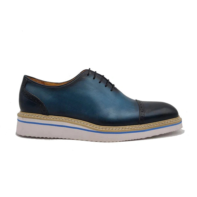 Carrucci Zapatos de vestir de cuero Oxford con punta en dos tonos azul marino y azul para hombre