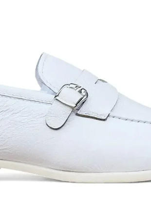 Carrucci Men's White Leather Buckle Penny Strap Loafers