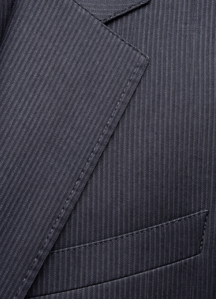 Hugo Boss Gray Pinstripe Notch Lapel Classic Fit Wool Stretch 2-Button Suit 46L - The Suit Depot