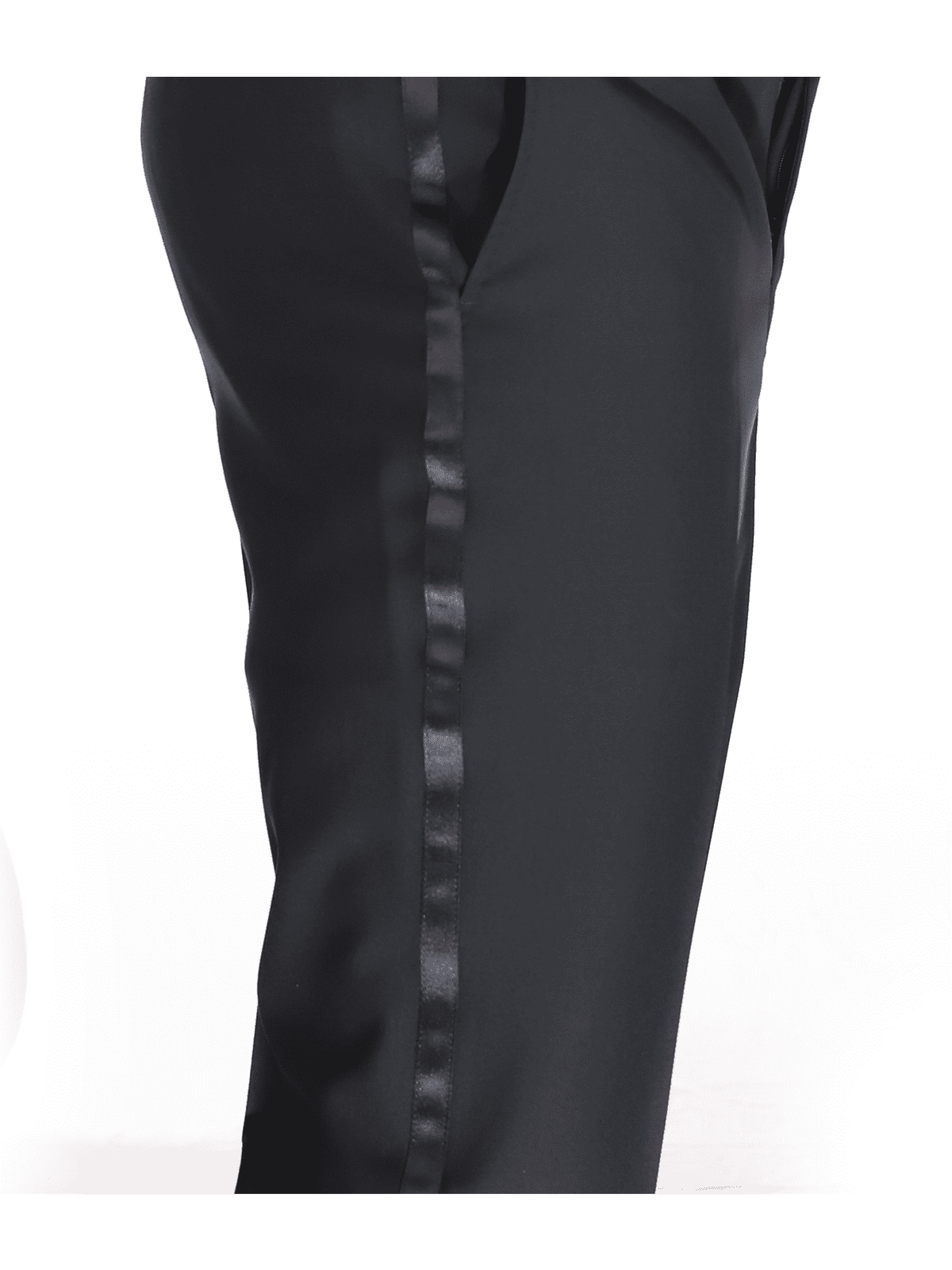 Blujacket TUXEDOS Blujacket Mens Solid Black 100% Wool Regular Fit Tuxedo Suit With Peak Lapels