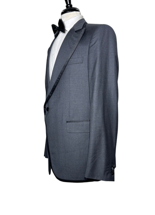 Halston Charcoal Gray Textured Peak Lapel Classic Fit 1-Button Wool Tuxedo - 44R