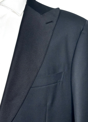 Brioni Mens Solid Black Fully-Canvassed Peak Lapel Classic Fit 1-Button Wool Tuxedo with Grosgrain Trim - 46L