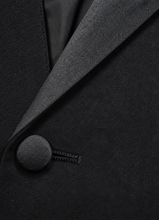 Kenneth Cole Reaction Black Textured Satin Notch Lapel Classic Fit 2-Button Stretch Tuxedo