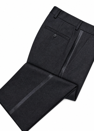 Kenneth Cole Reaction Black Textured Satin Notch Lapel Classic Fit 2-Button Stretch Tuxedo