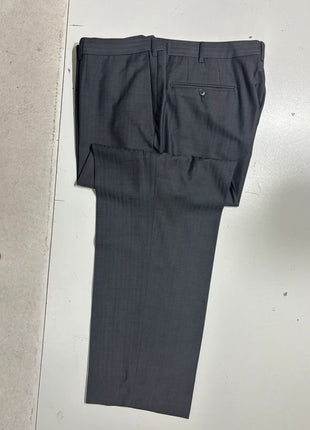 Ermenegildo Zegna Men's Charcoal Herringbone Notch Lapel Classic Fit 2-Button Wool Suit - 48R