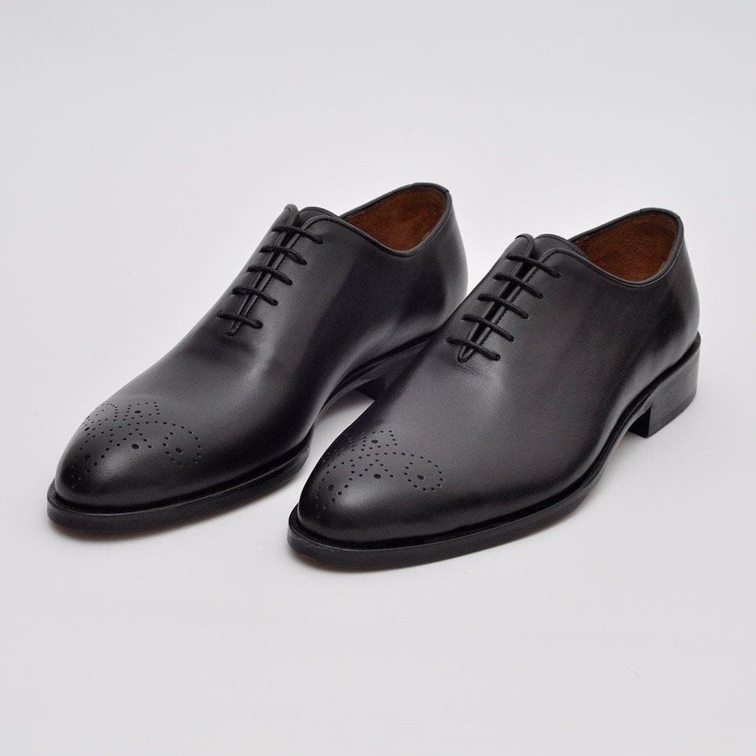 Ariston SHOES Ariston Mens Solid Black Whole Cut Oxford Leather Dress Shoes